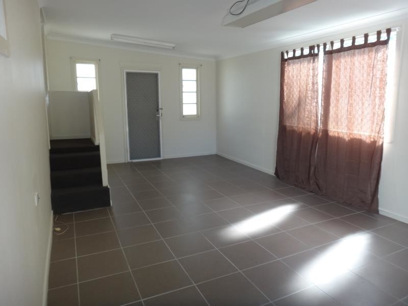 14 Birch Street, Park Avenue QLD 4701